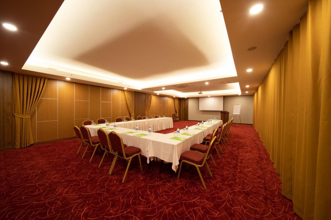 Holiday Inn - Trabzon-East By Ihg מראה חיצוני תמונה